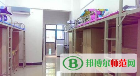 鶴崗師范高等?？茖W(xué)校宿舍