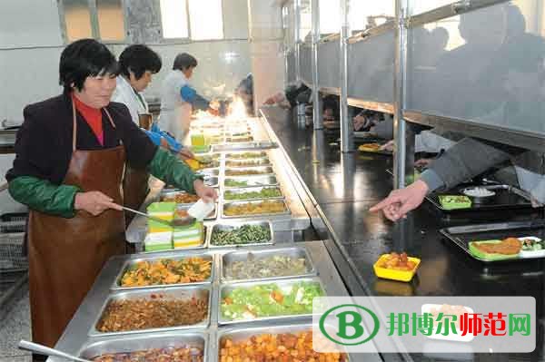 鶴崗師范高等?？茖W(xué)校食堂