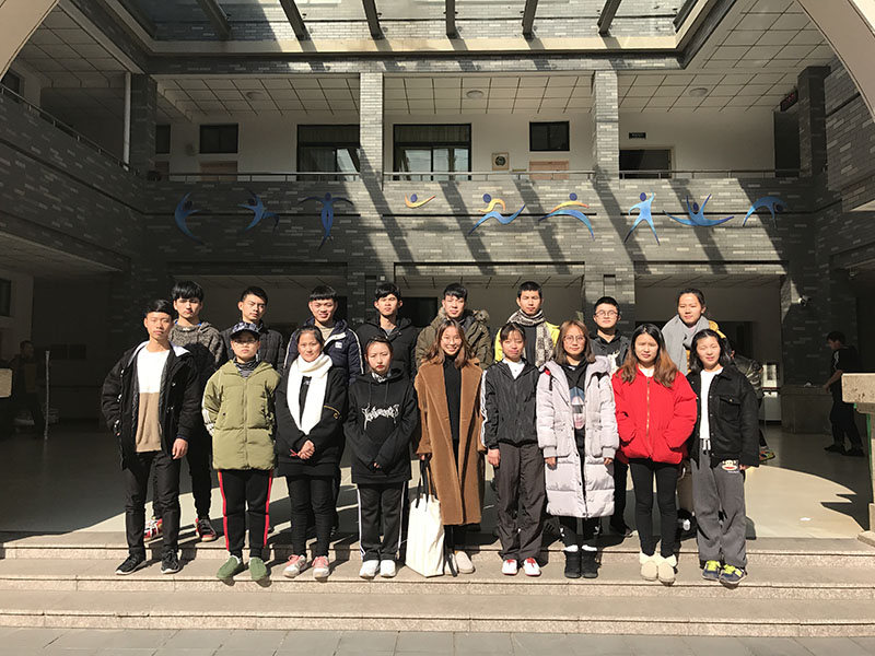 校、系學生干部培訓(xùn)后合影