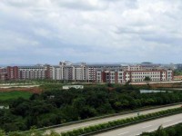 廣西民族師范大學相思湖學院2023年學費、收費多少