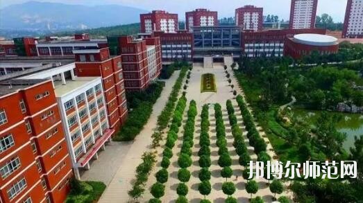 云南經(jīng)濟管理師范學院安寧校區(qū)是幾本