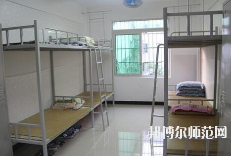 四川華鎣職業(yè)技術幼兒師范學校宿舍條件