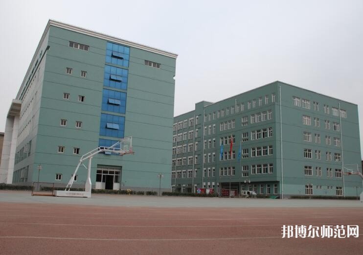 保定女子職業(yè)幼兒師范中專學(xué)校2019年報(bào)名條件、招生對(duì)象
