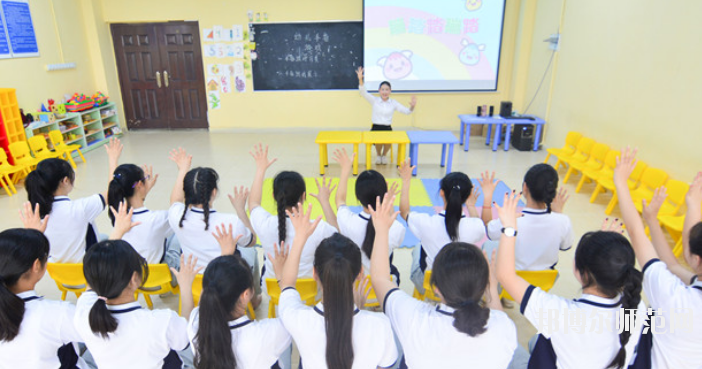 成都五月花幼兒師范高級技工學(xué)校怎么樣、好不好