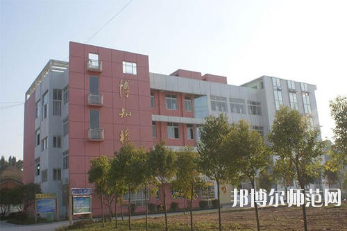遂寧安居職業(yè)高級幼兒師范中學(xué)2020年報名條件、招生要求、招生對象