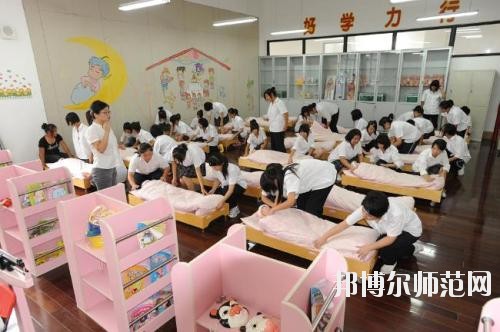 遵義2020年讀幼師學(xué)?？梢钥即髮W(xué)嗎