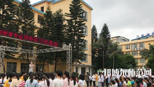 南寧2020年男生上幼師學校學什么專業(yè)好
