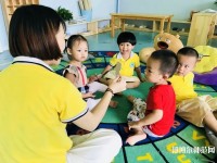 六盤水2021年幼師學校中專升大?？际裁? /><b>六盤水2021年幼師學校中專升大?？际裁?/b><span>2020-10-16 15:18</span><p>隨著國家二胎政策的開放，但由于家長對孩子的重視，幼師專業(yè)在近年來飛速發(fā)展，雖然人才緊缺，社會對幼兒教師專業(yè)越來越嚴格，無</p></a></li>
            <li><a href=