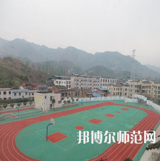 重慶統(tǒng)景幼師職業(yè)中學(xué)怎么樣、好不好