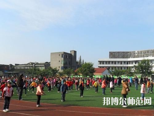 孝泉師范學(xué)校2023年學(xué)費(fèi)、收費(fèi)多少