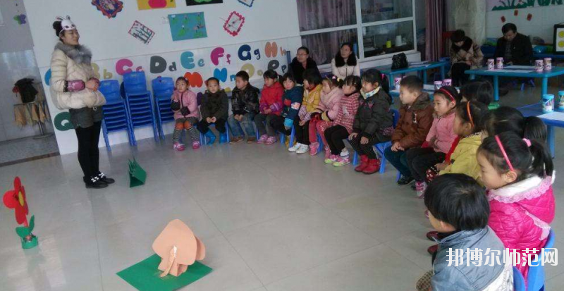 惠州2021年幼師學(xué)校和職高哪個好？