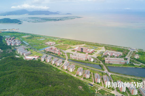 吉林大學(xué)珠海師范學(xué)院2023年報名條件、招生要求、招生對象