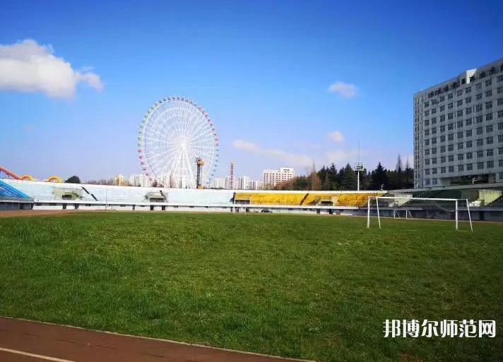 冊亨幼師職業(yè)高級中學校2023年報名條件、招生要求、招生對象