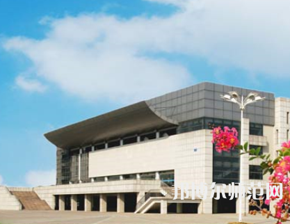 鹽城工師范學(xué)院建軍東路校區(qū)2023年報(bào)名條件、招生要求、招生對象