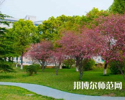 鹽城工師范學(xué)院建軍東路校區(qū)2023年報(bào)名條件、招生要求、招生對象