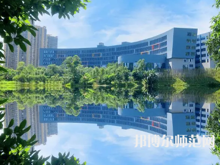 重慶師范大學(xué)涉外商貿(mào)學(xué)院銅梁校區(qū)2023年怎么樣、好不好 