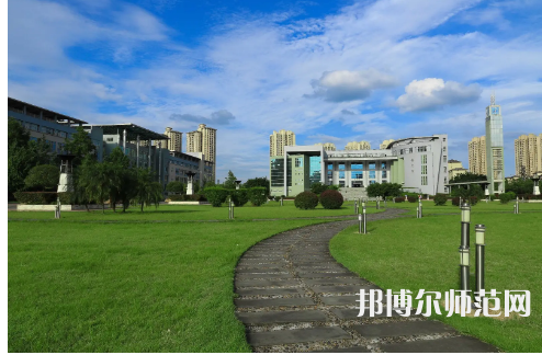 重慶文理學(xué)院2023年學(xué)費、收費多少 