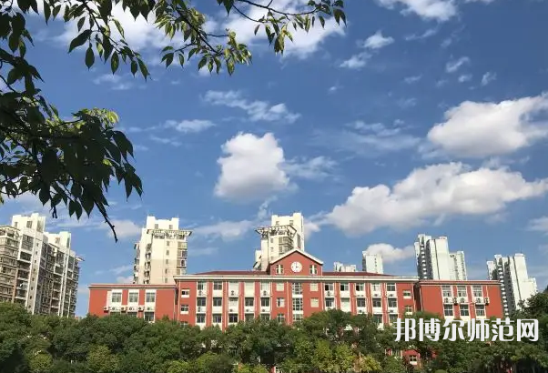上海大學師范學院延長校區(qū)2023年報名條件、招生要求、招生對象