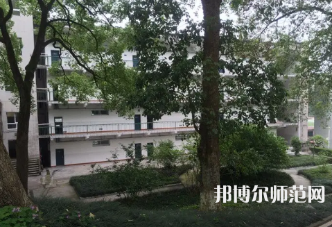 重慶市江津區(qū)師范進(jìn)修學(xué)校2023年怎么樣、好不好