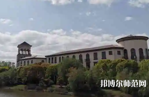 上海外國語師范大學(xué)賢達經(jīng)濟人文學(xué)院虹口校區(qū)2023年報名條件、招生要求、招生對象