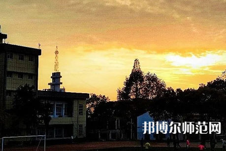 黃岡師范學(xué)院2023年報(bào)名條件、招生要求、招生對(duì)象