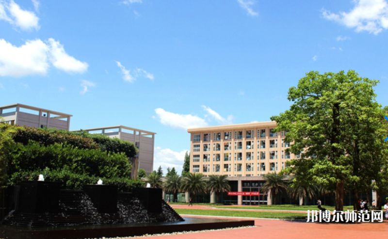 四川大學錦江師范學院2023年報名條件、招生要求、招生對象 