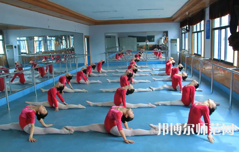 達(dá)州職業(yè)技術(shù)師范學(xué)院新校區(qū)2023年學(xué)費(fèi)、收費(fèi)多少 