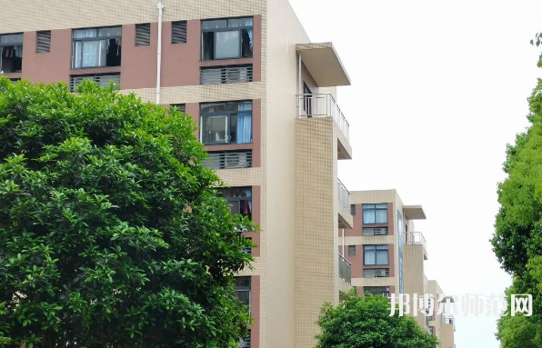 四川師范大學(xué)成都學(xué)院眉山校區(qū)2023年怎么樣、好不好