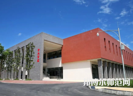 雅安職業(yè)技術(shù)師范學(xué)院2023年報(bào)名條件、招生要求、招生對(duì)象