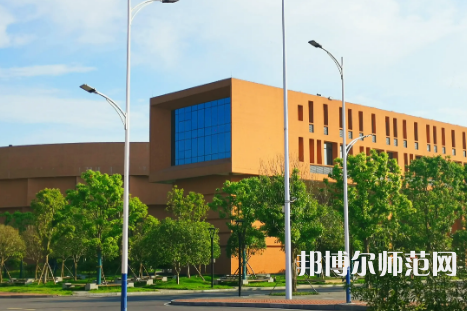 2023年懷化師范高等?？茖W(xué)校環(huán)境如何
