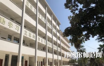2023年桂林興安師范學(xué)校報名條件、招生對象