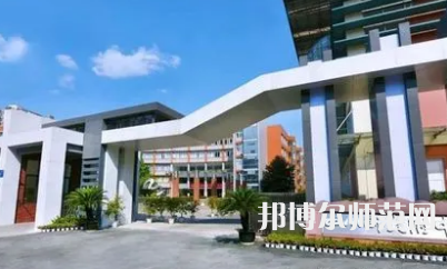 2023年四川師范大學(xué)附屬中學(xué)報(bào)名條件、招生對(duì)象
