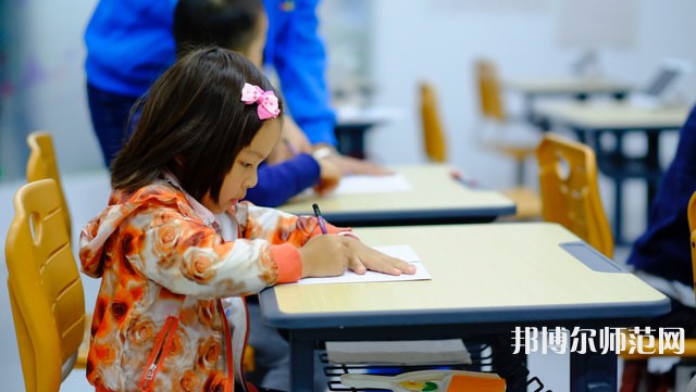 成都華盛航空港幼師職業(yè)學(xué)校介紹、地址