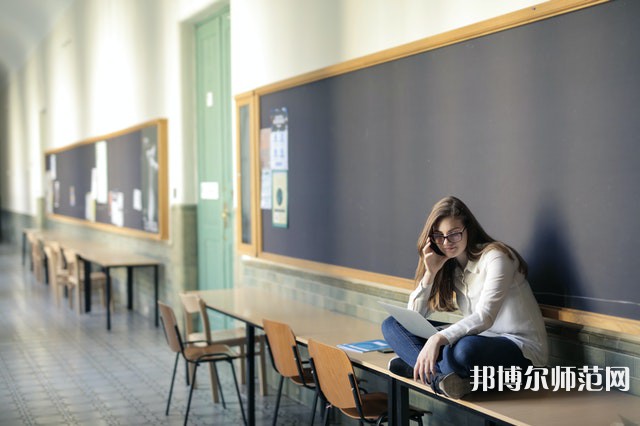 隆昌城關(guān)幼兒師范職業(yè)中學(xué)介紹、地址